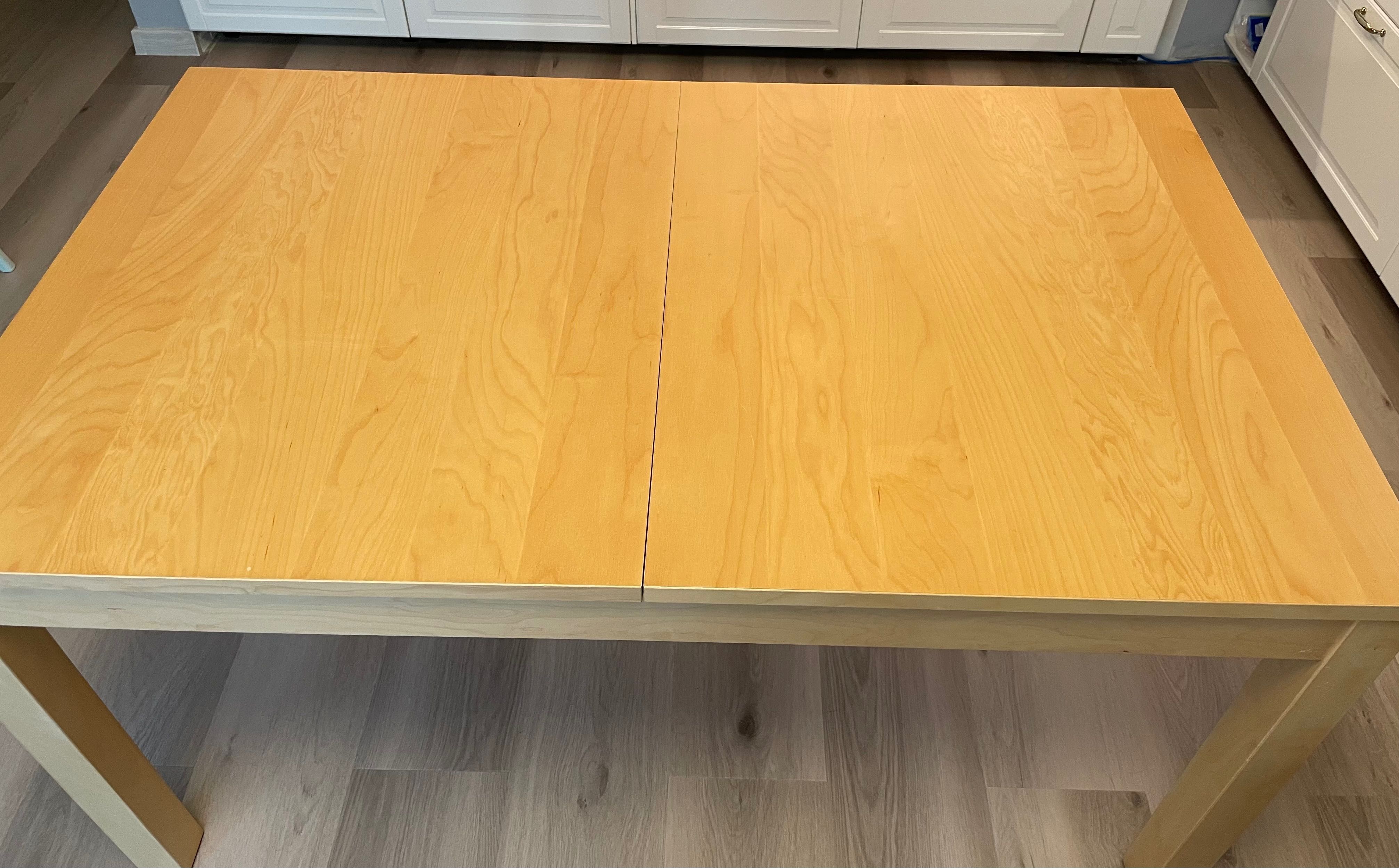Stół Ikea Bjursta