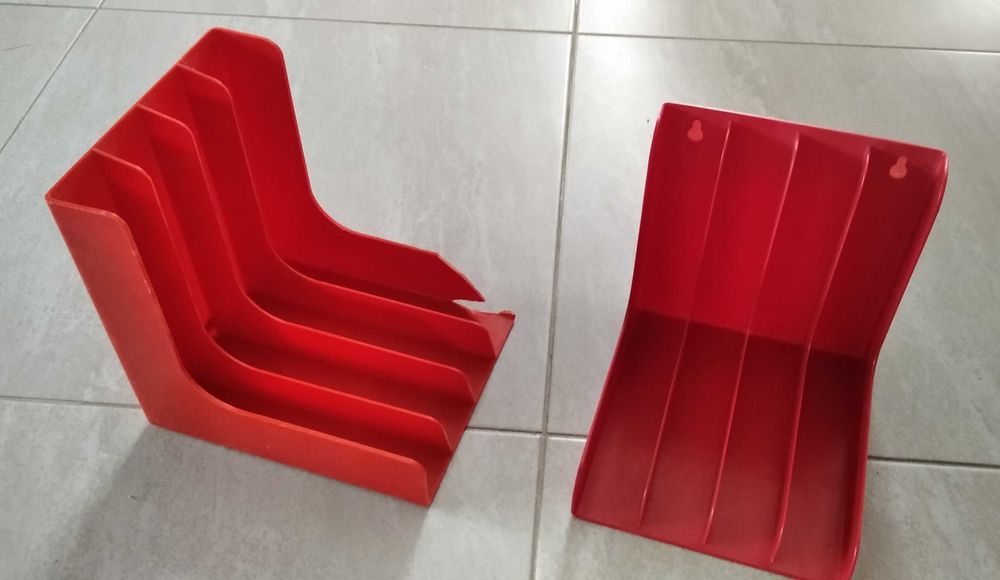 2 stojaki na płyty winylowe (single)