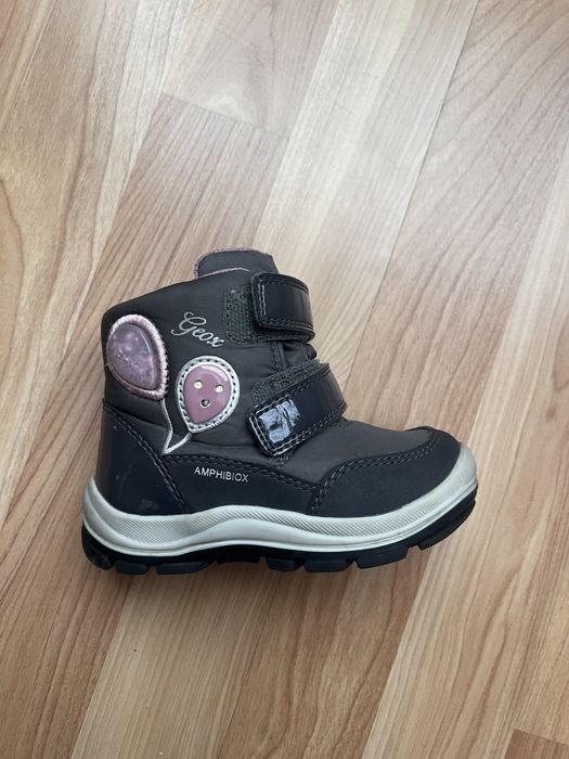 Продам ботінки Geox для дівчинки