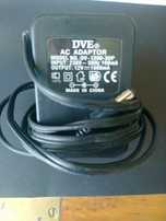 12V - Fonte de alimentação (adaptador AC)