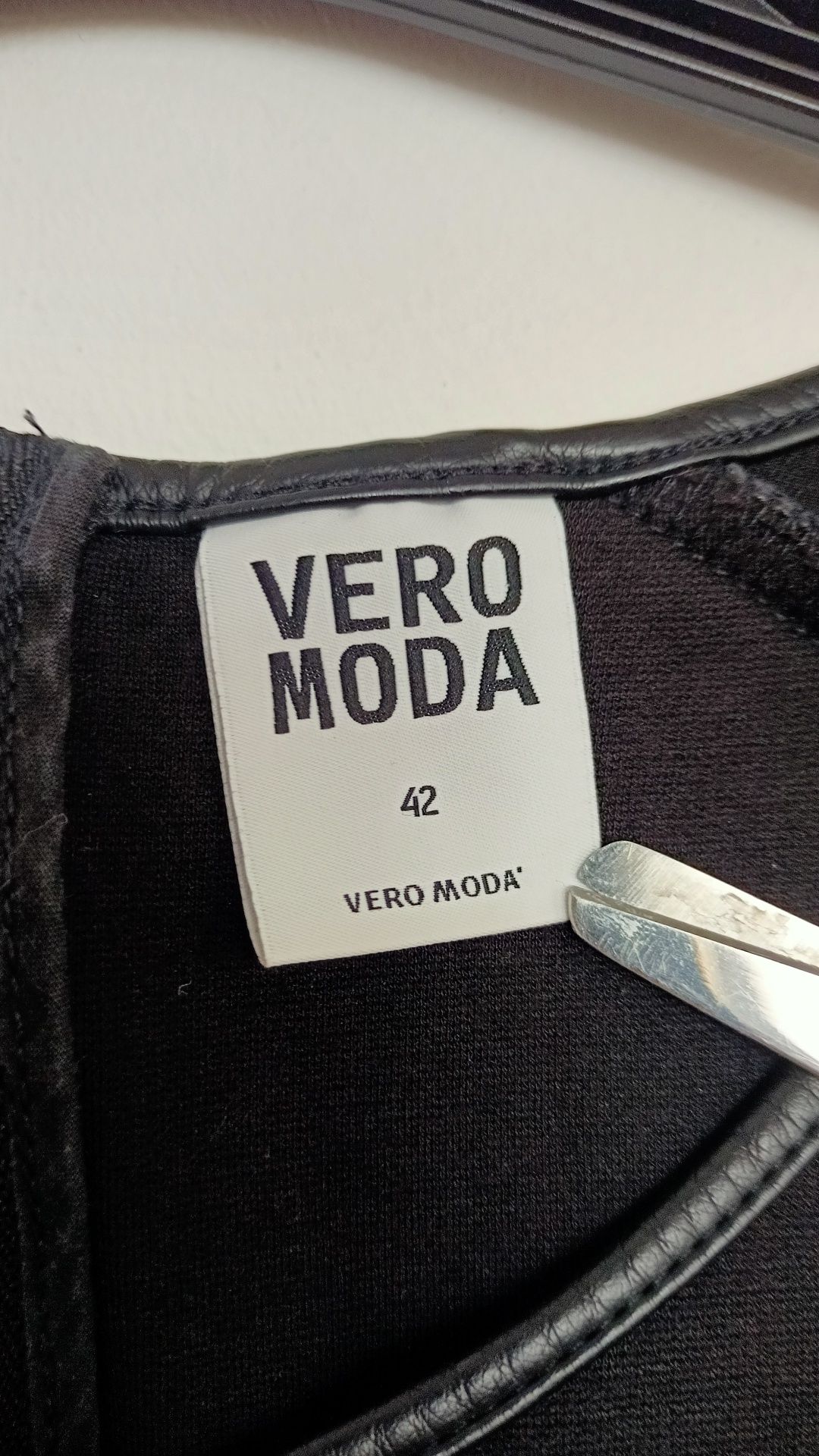 Sukienka skórzana Vero Moda M/ XL