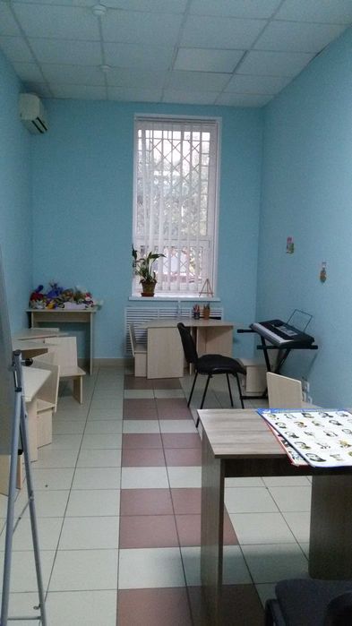 Оренда без комісії частини приміщення 70 м.кв.м., вул. Житомирська 55.