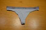 Calvin Klein majtki/stringi r. M/L