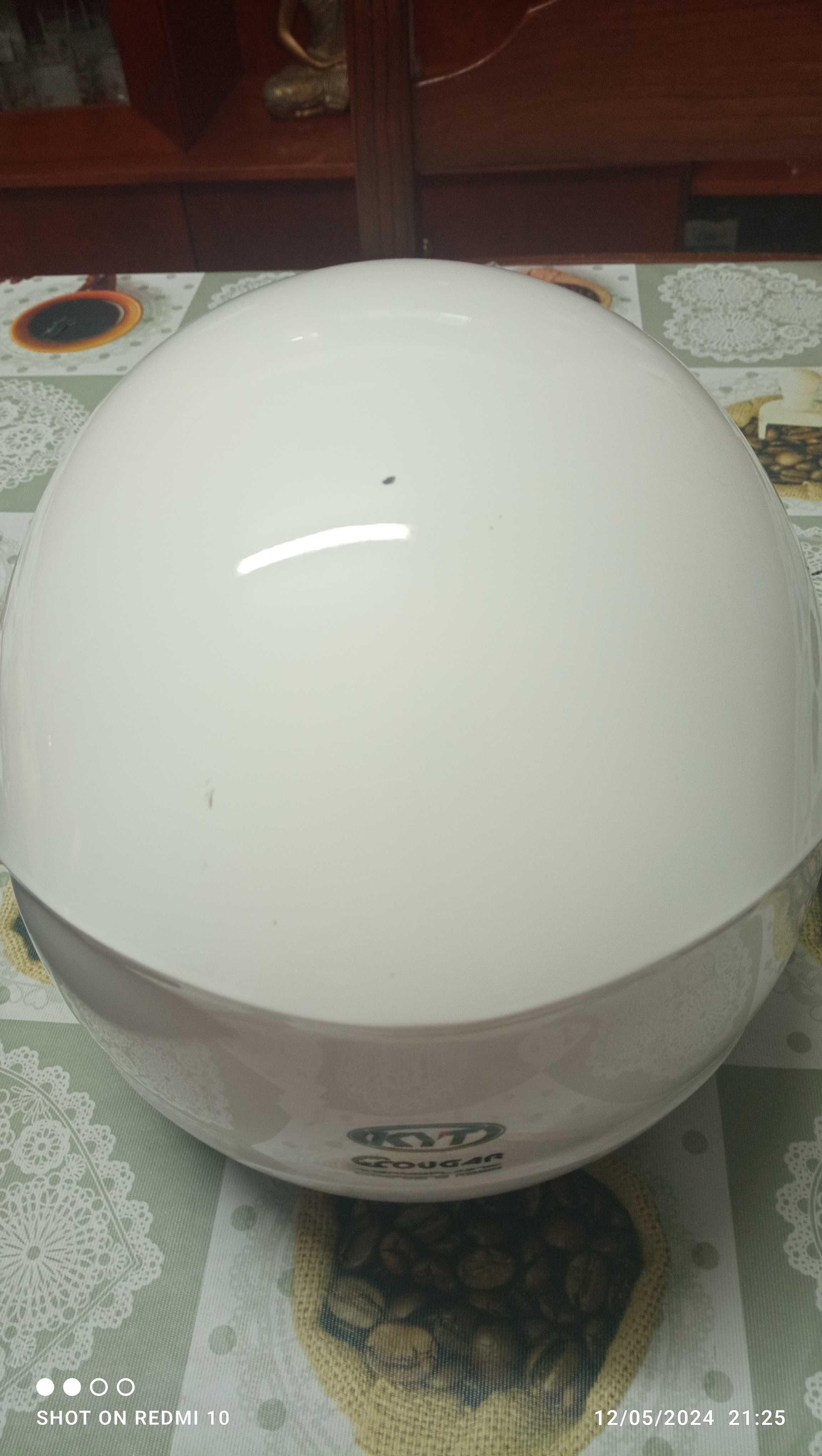 Capacete mota KYT