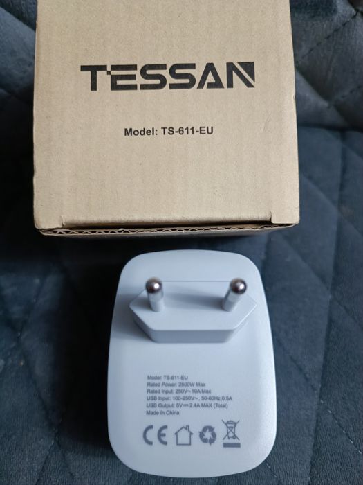 Wtyczka ścienna Tessan TS -611-EU