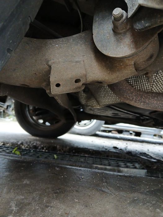 Eixo traseiro tambor FORD Fiesta VI (CB1, CCN)