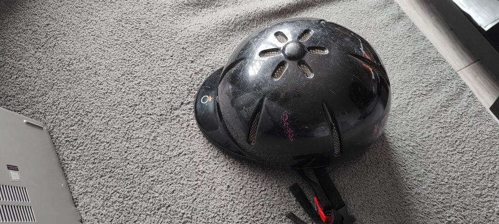 kask toczek jeździecki marki Fouganza dla dziewczynki XS 48-52