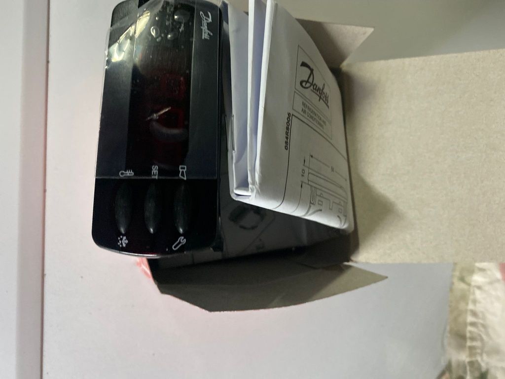 Termóstato DANFOSS AK-CC 210 NOVO