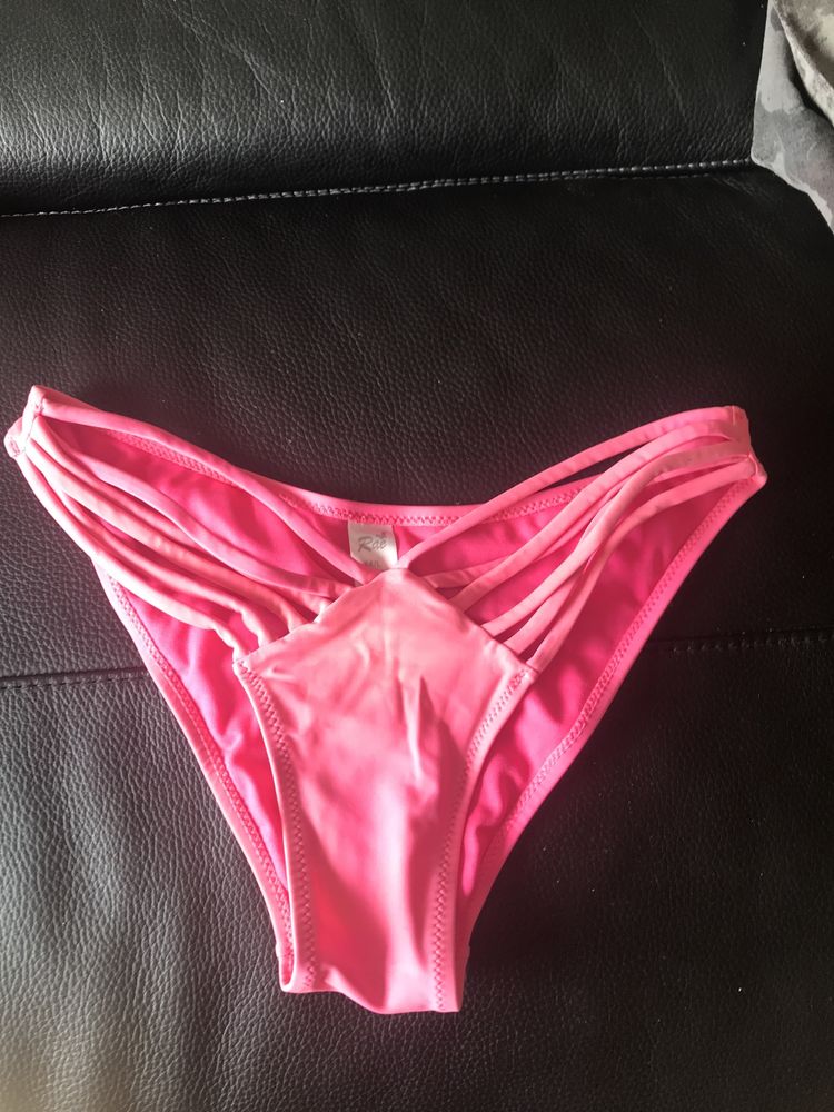 Bikinis variados