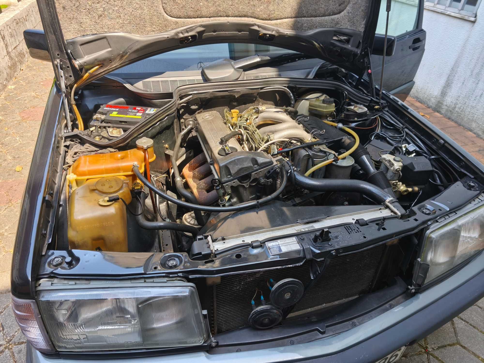Mercedes-Benz 190 D 2.0