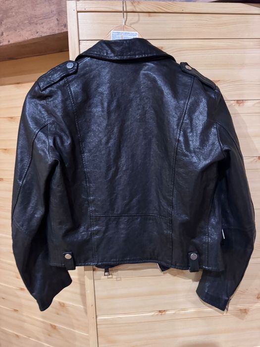 Продам жіноча шкірянка ITALIA