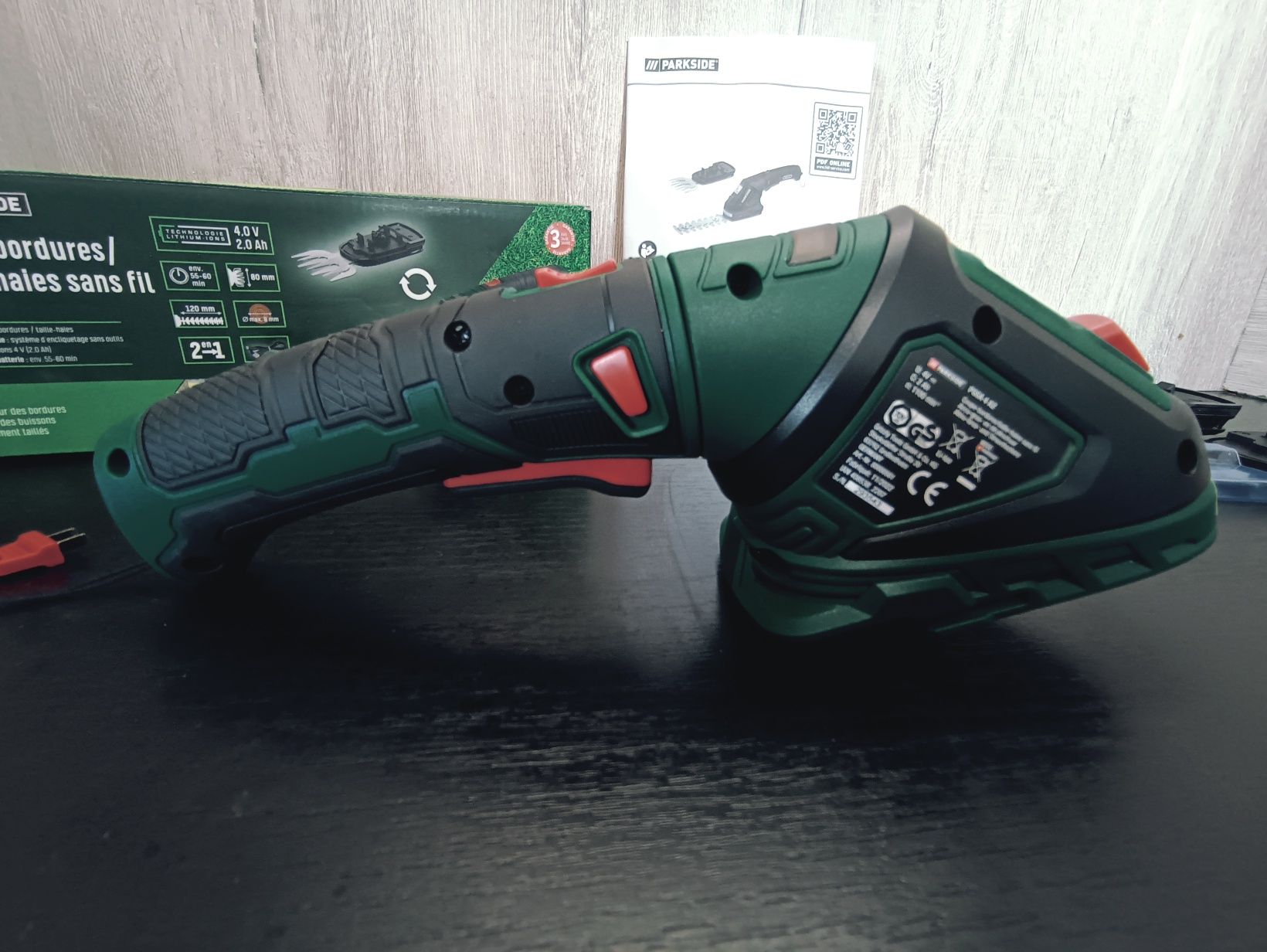 Акумуляторні ножиці для трави та кущів  Parkside PGSA 4 A2