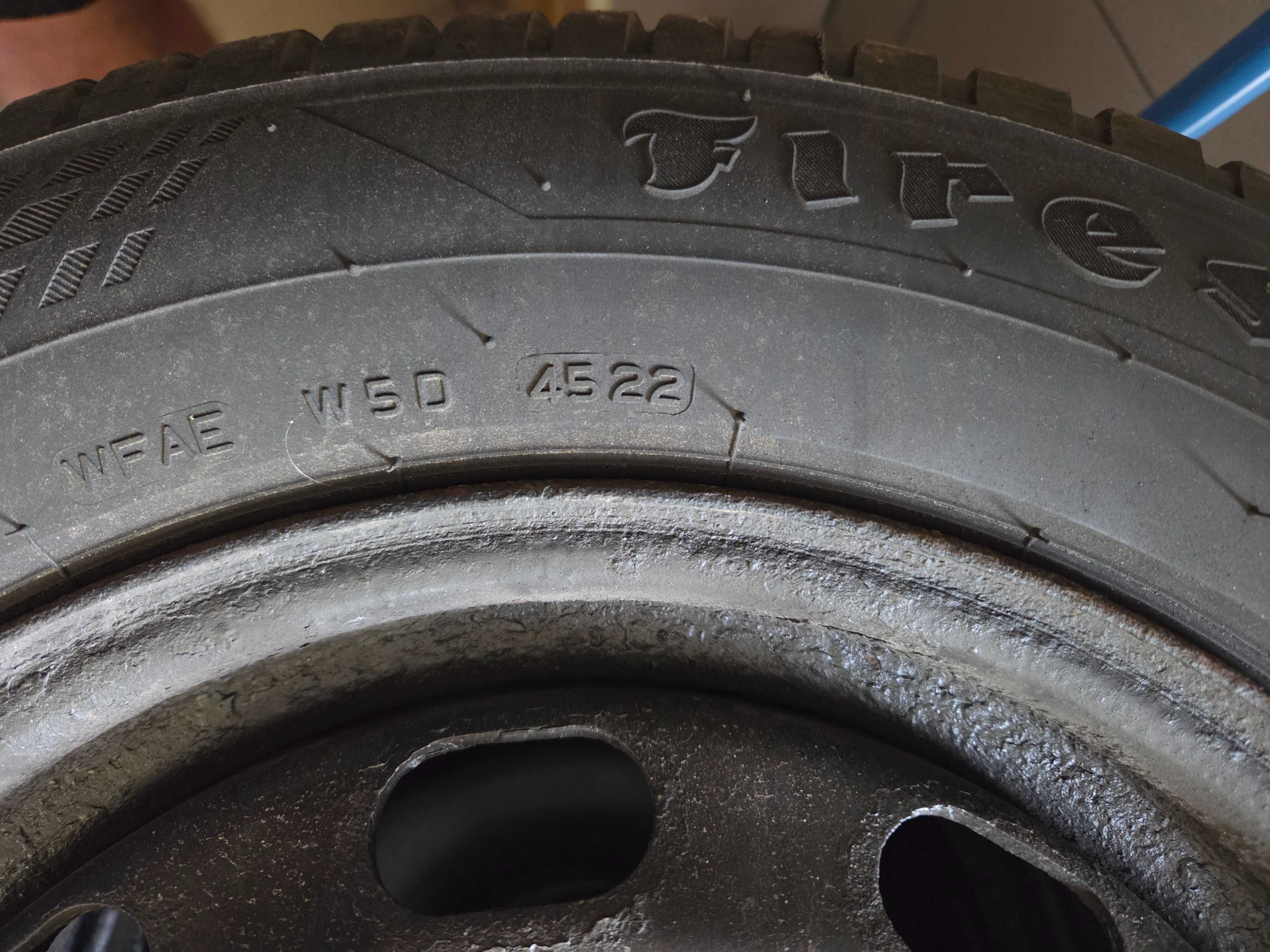 195/65/15 Firestone całoroczne