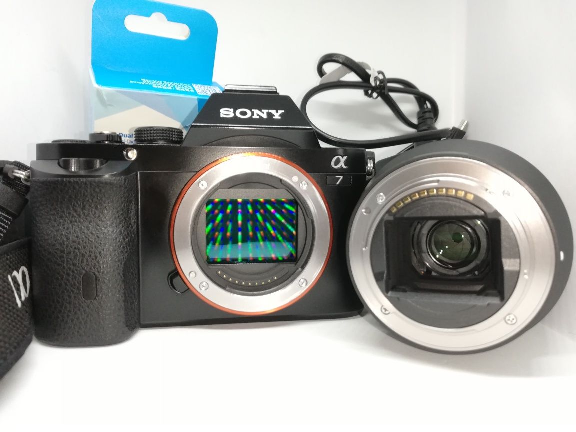 Sony A7 full frame c/NOVA + Sony 28-70mm + acessórios/manuais/caixa