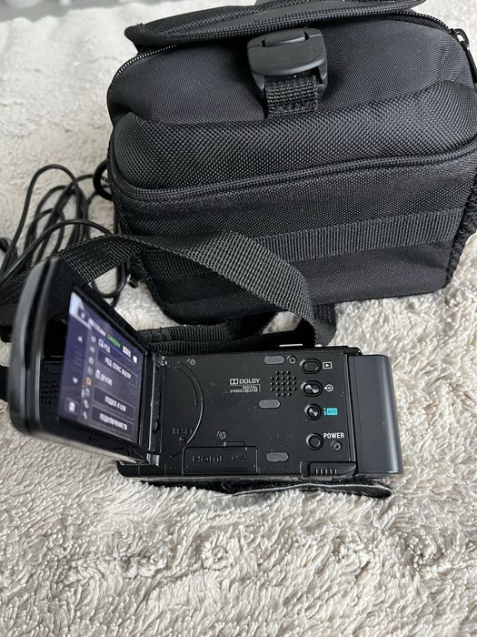 Цифрова відеокамера Sony HDR-CX110E (HD: 1920 x 1080/60i)