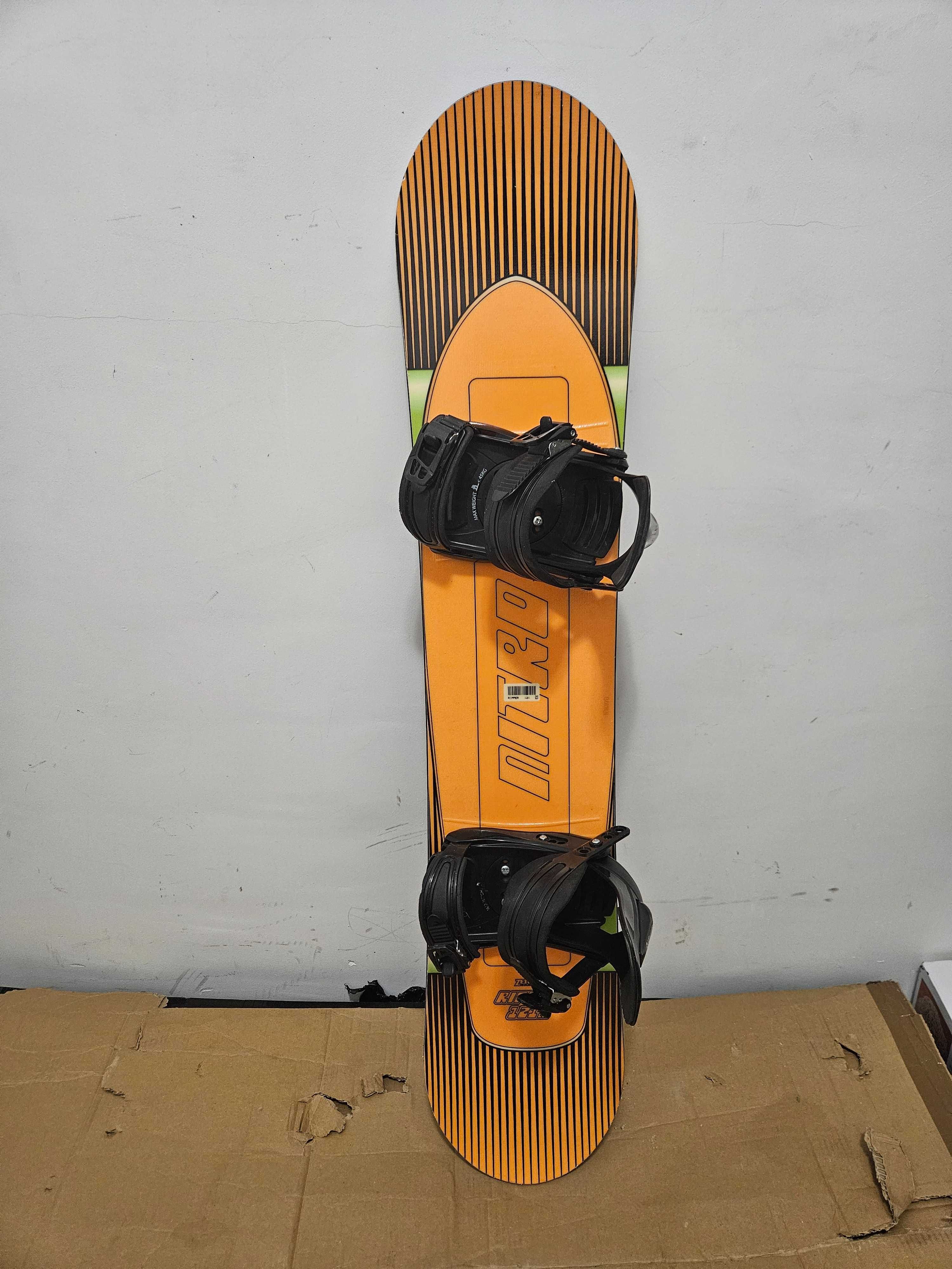 Jak nowa deska snowboardowa Nitro 120cm z wiązaniami