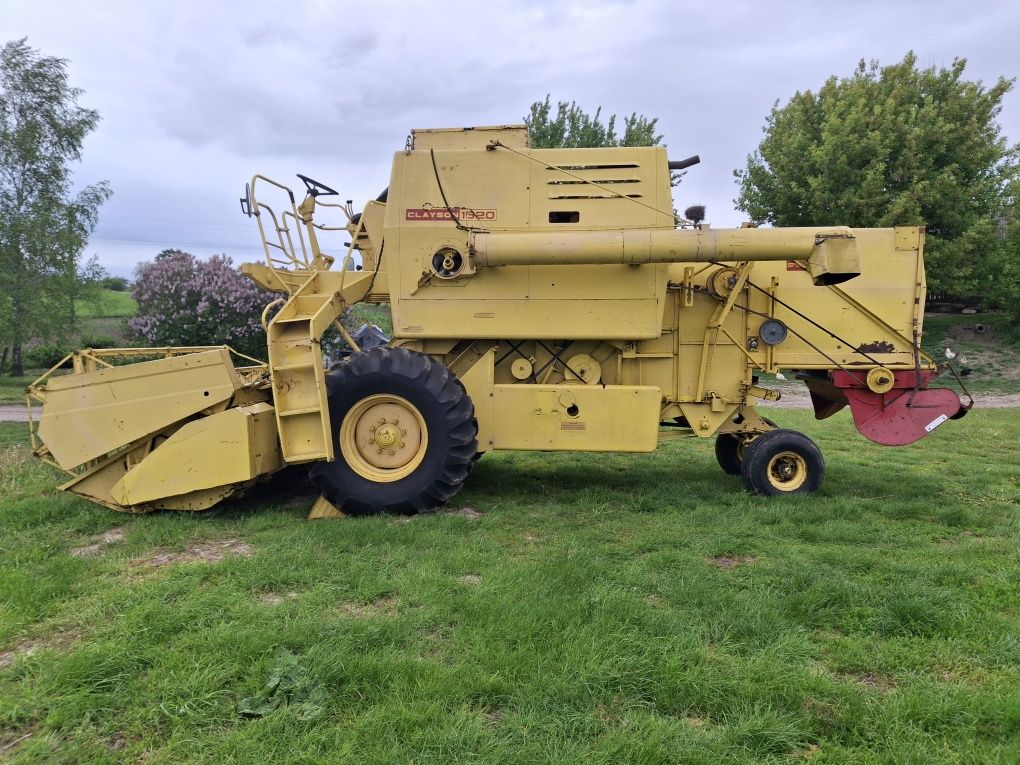 Комбайн зерновий New Holland 1520 1530