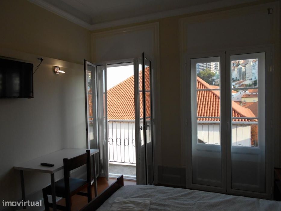 Estúdio - localizado em Baixa Coimbra