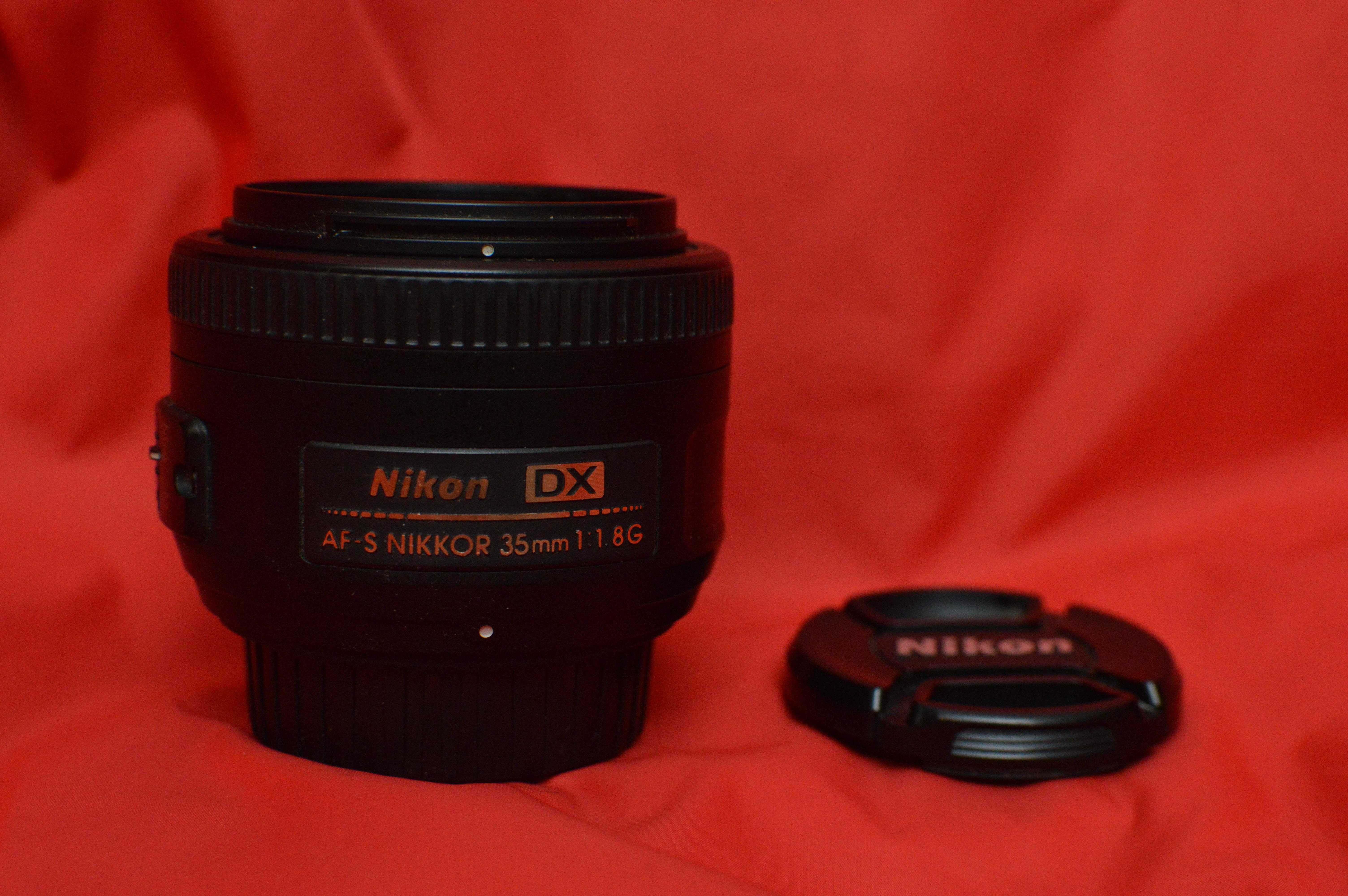 Nikon DX Nikkor AF-S 35 mm f/1.8G ED Дуже різький - Ідеал Як новий