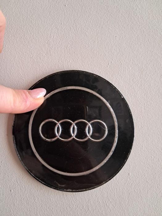 Logo audi do dekielków 80 B4