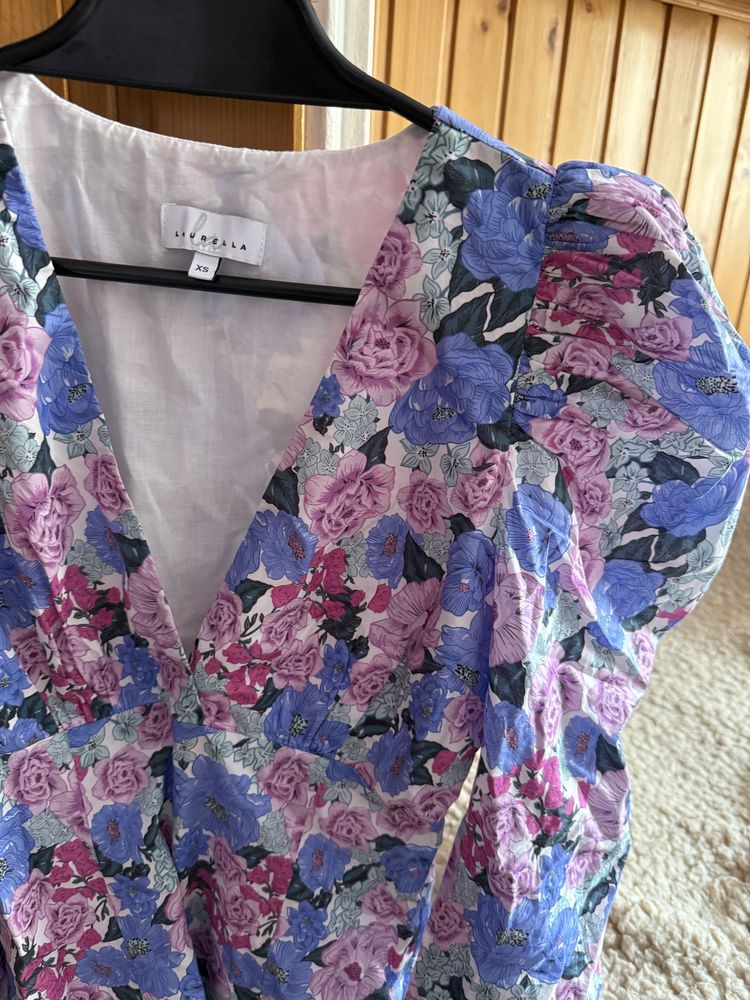 Laurella sukienka w kwiatki xs