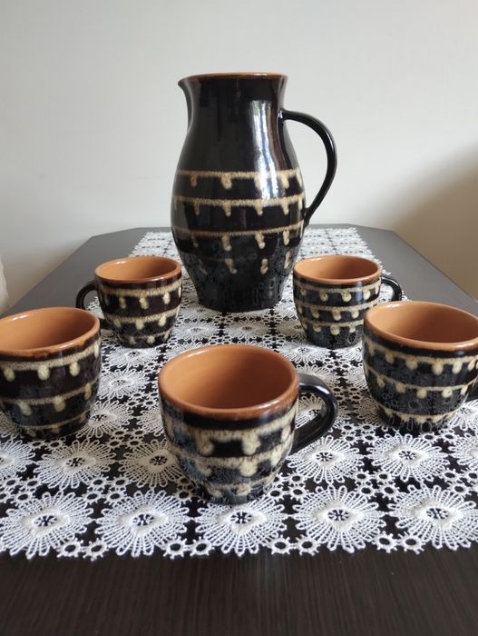 Komplet filiżanek z dzbankiem PRL gliniany na Święta