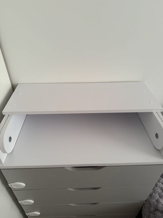 Дитяче ліжеко з маятником та комод-пеленатор