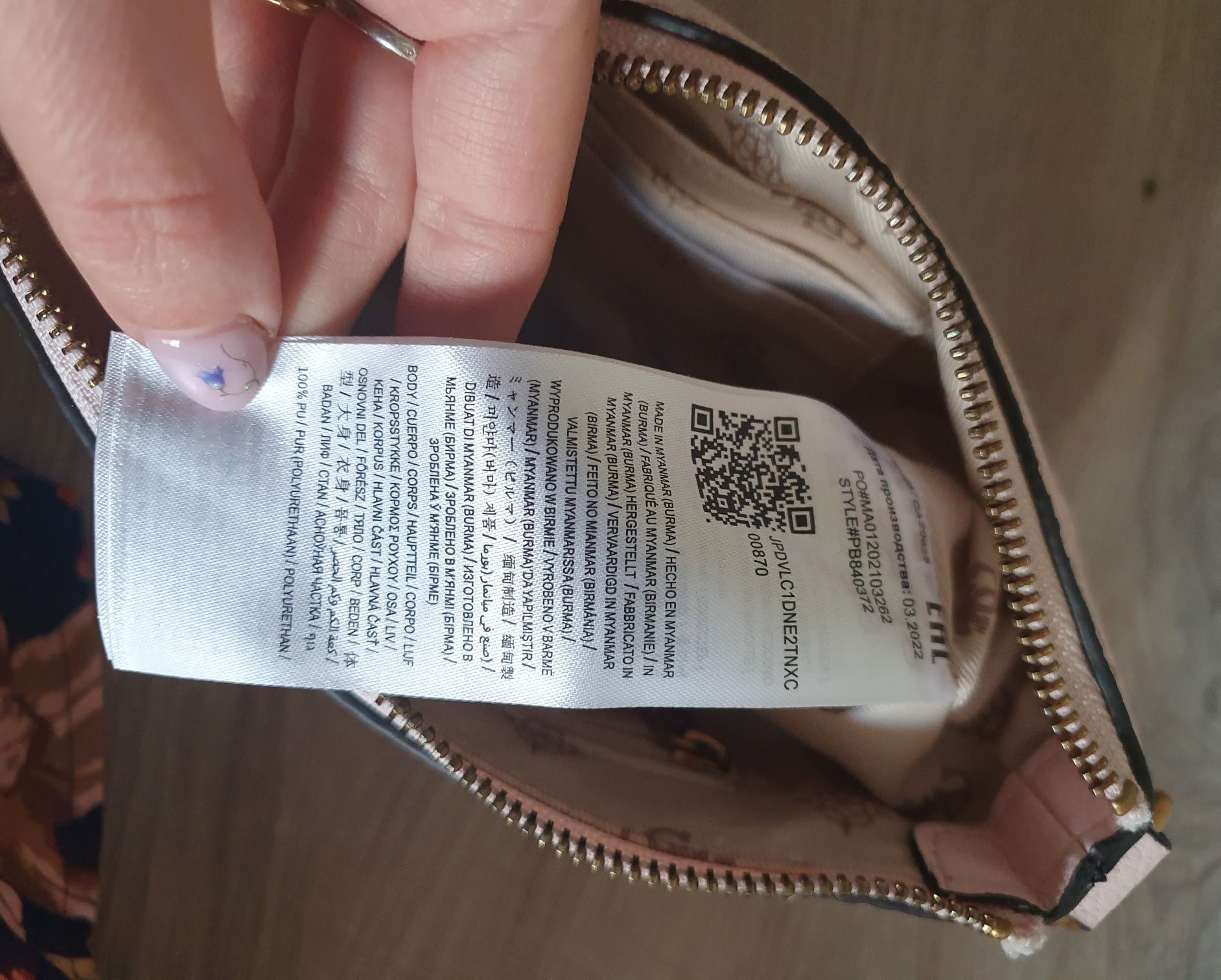 Torba torebka na ramię pudrowy róż GUESS HELAINA MINI CROSSBODY