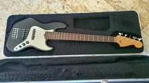 Fender American Jazz Bass 5 USA 1995r + Futerał