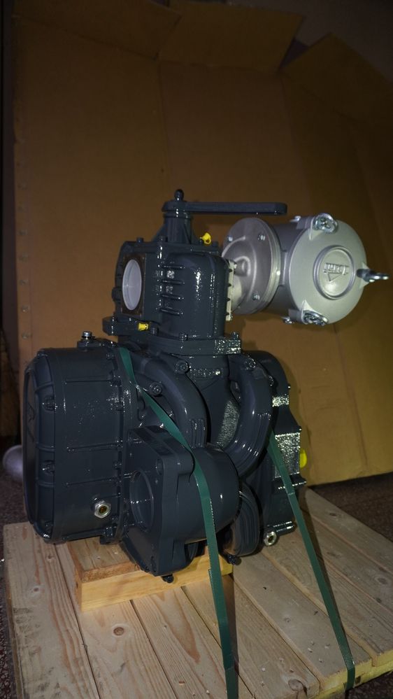 Вакуумний насос Jurop DL 150 роторный .