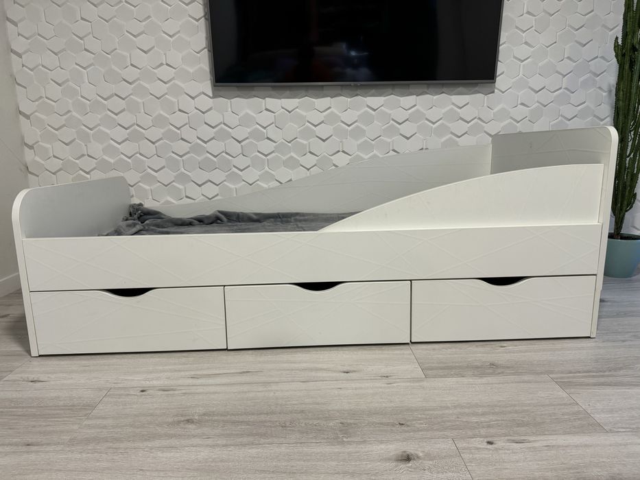 Ліжко дитяче/ підліткове/ односпальне