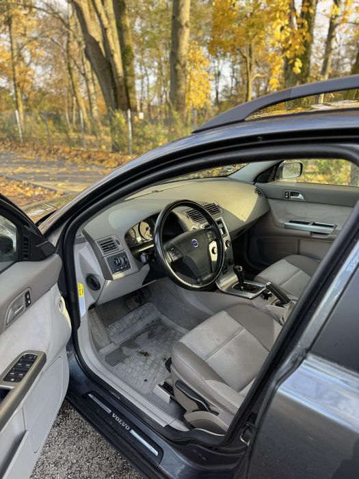 Volvo V50 2.5 T5