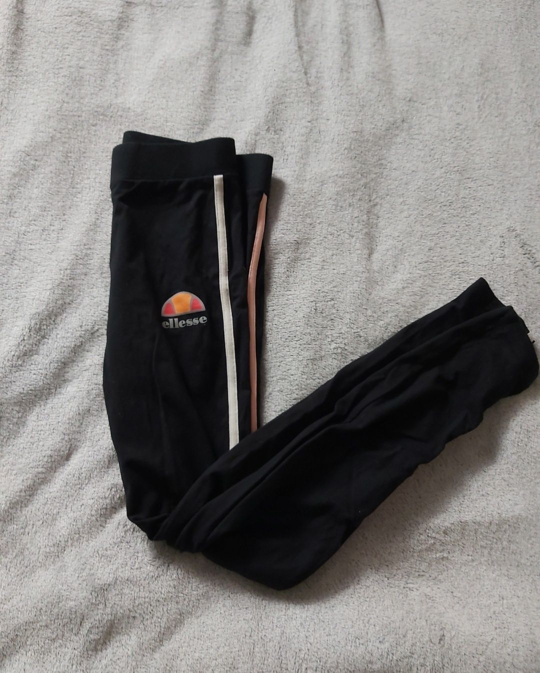 Spodnie legginsy ellesse Nowe rozmiar M