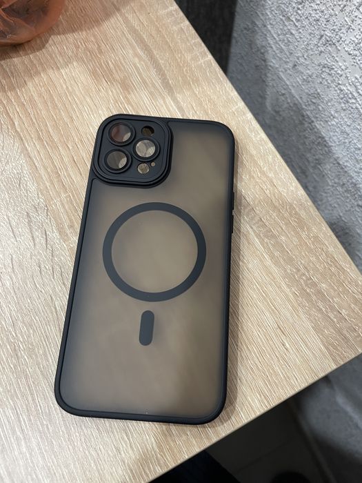 Чорний напівпрозорий чохол на iphone 12 pro max