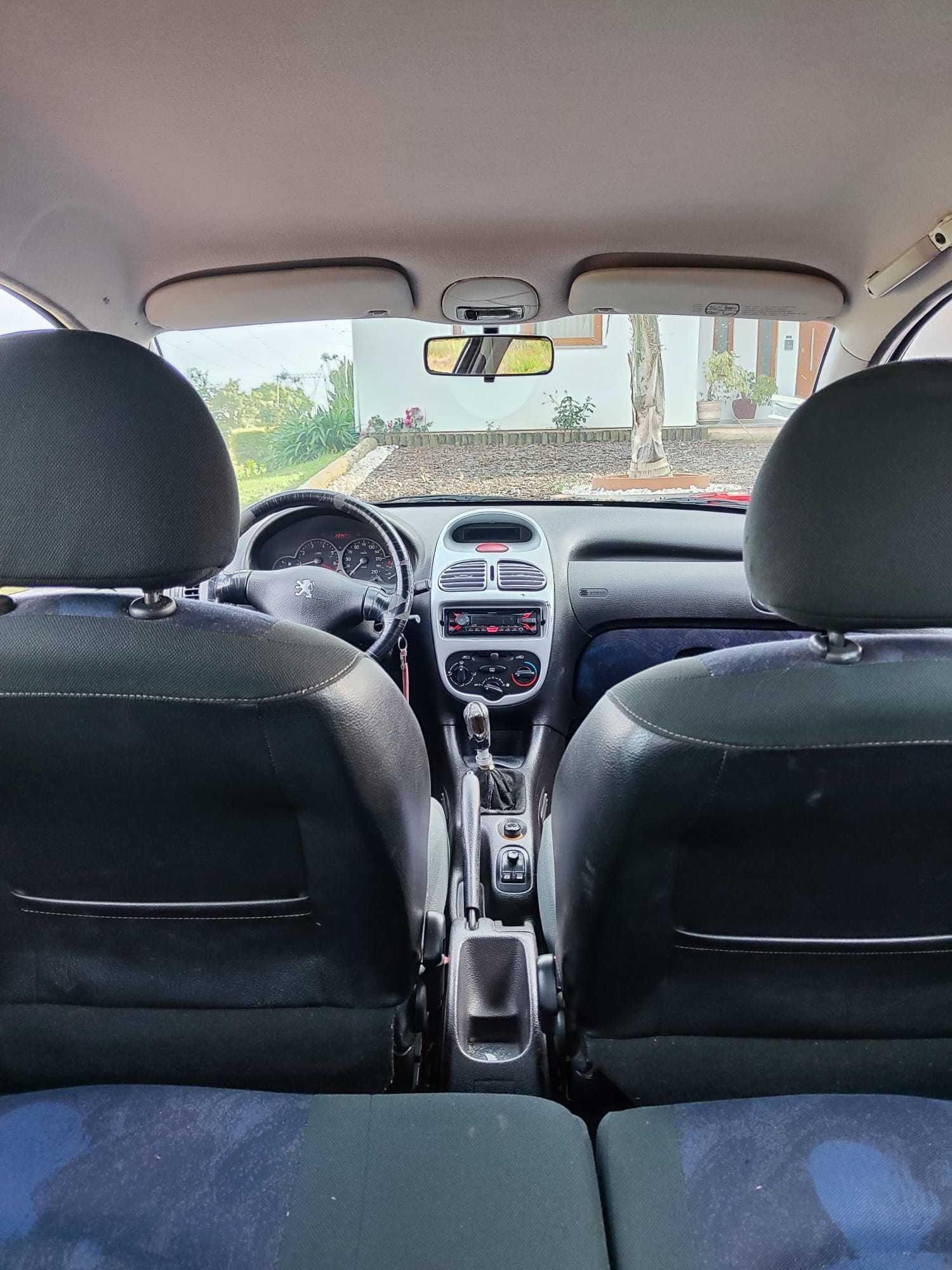 Peugeot 206 1.4 gasolina