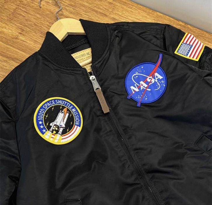 Бомбер Alpha Industries x Nasa