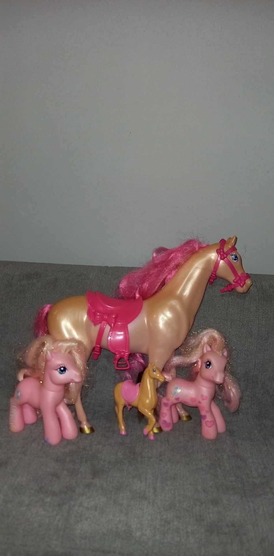 zestaw koników barbie