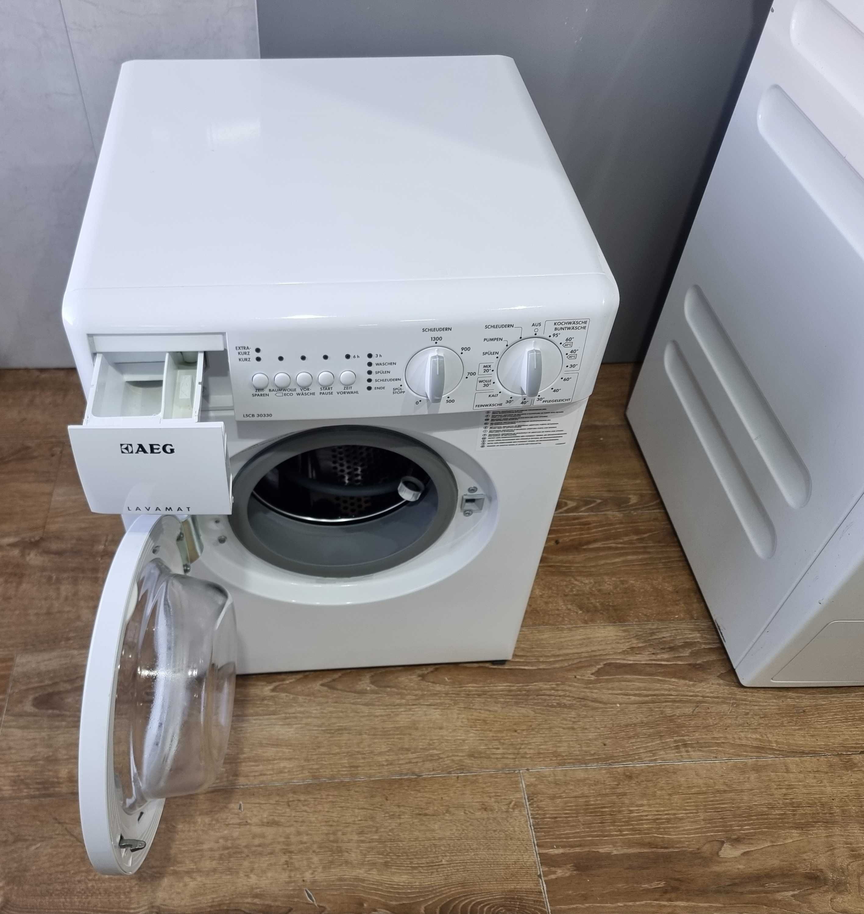 Pralka kompaktowa AEG Lavamat  L5CB 30330, 3kg, 1300obr/min, szer.50cm