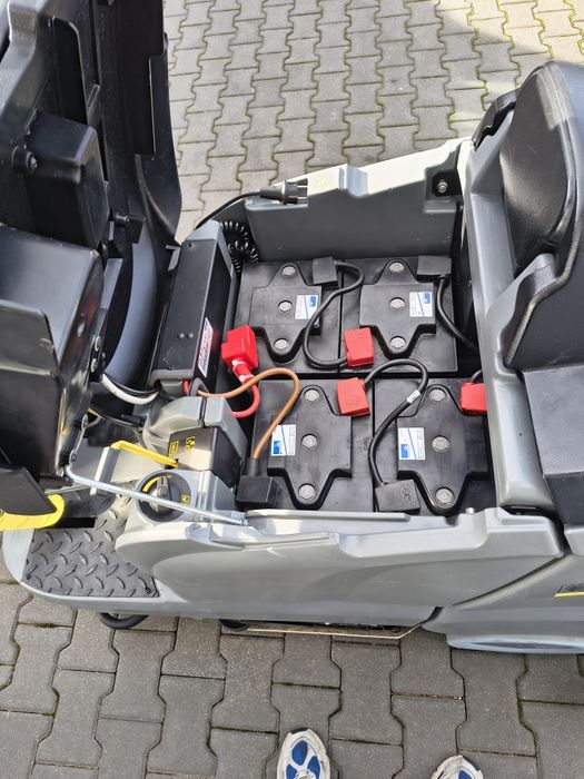 Szorowarka KARCHER B 90 R