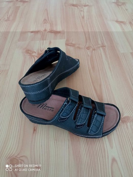 nowe klapki na koturnie, Scarpa, r.36cm