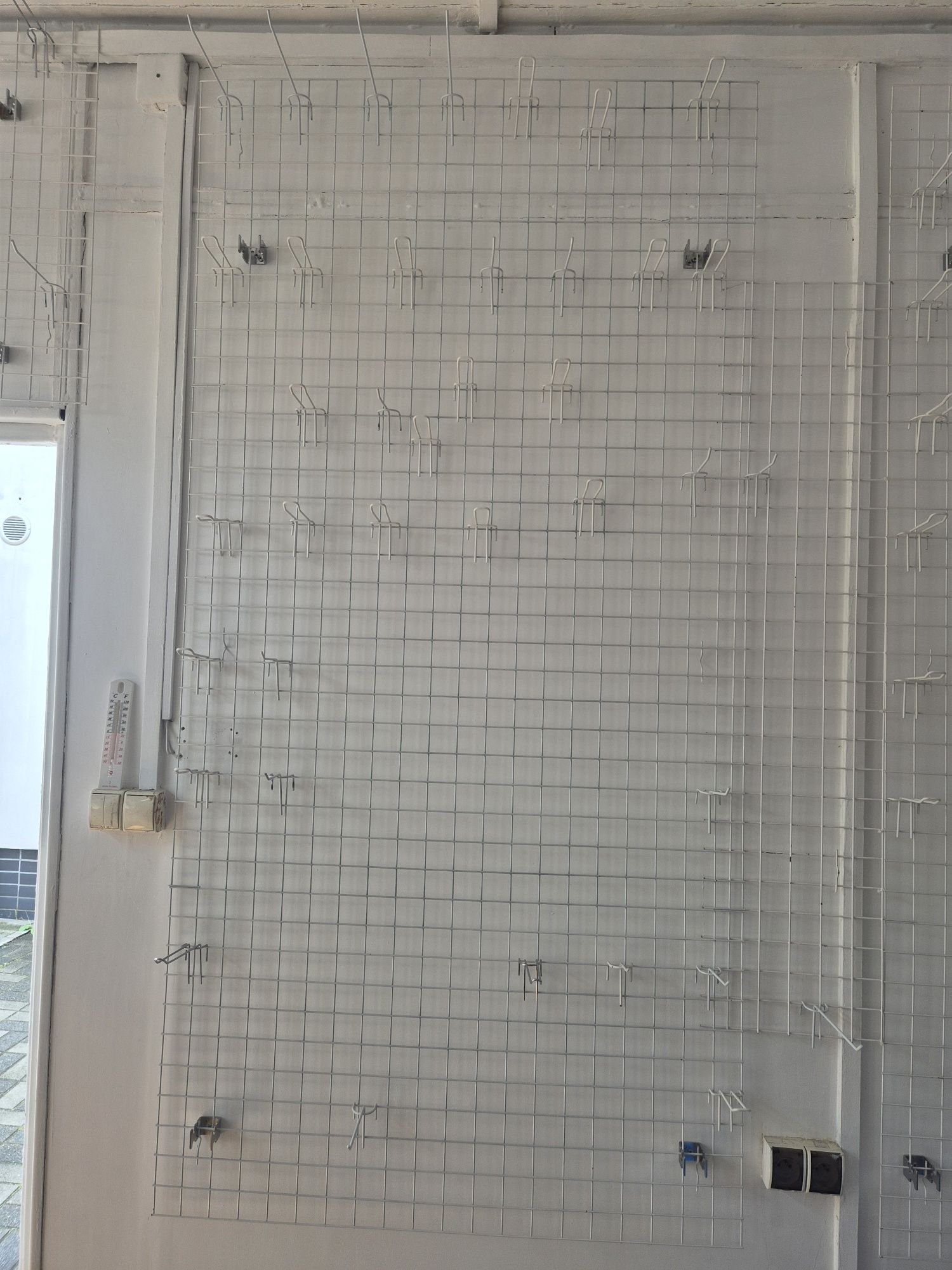 Krata sklepowa 100 x 200 i 80 x 200 oczka 5x5 kratownica ekspozycyjna