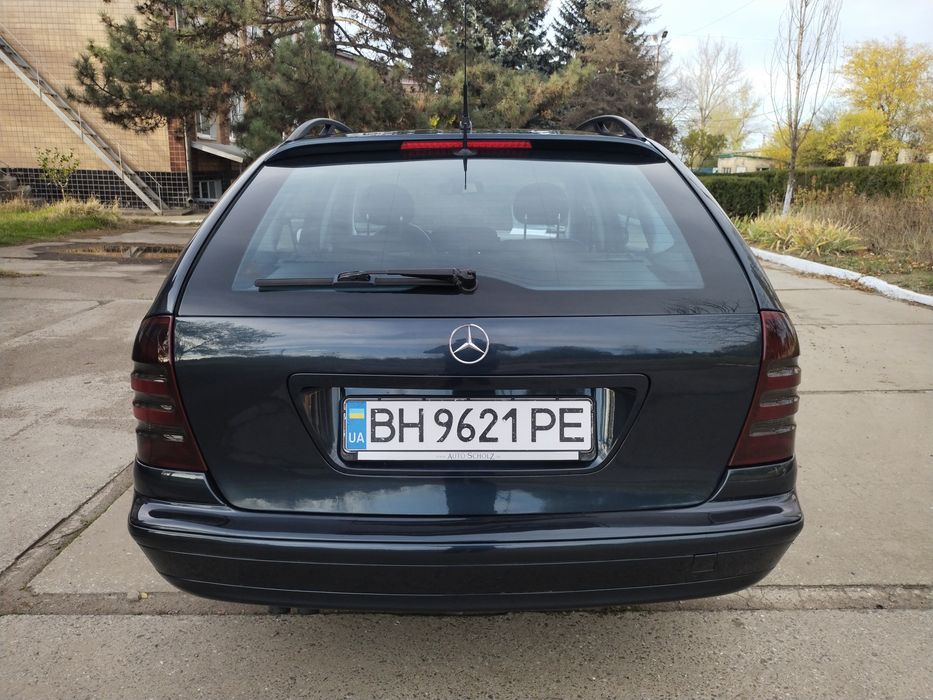 Мерседес 203 продам