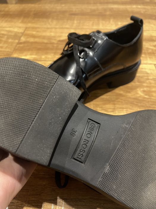 Лофери gino rossi