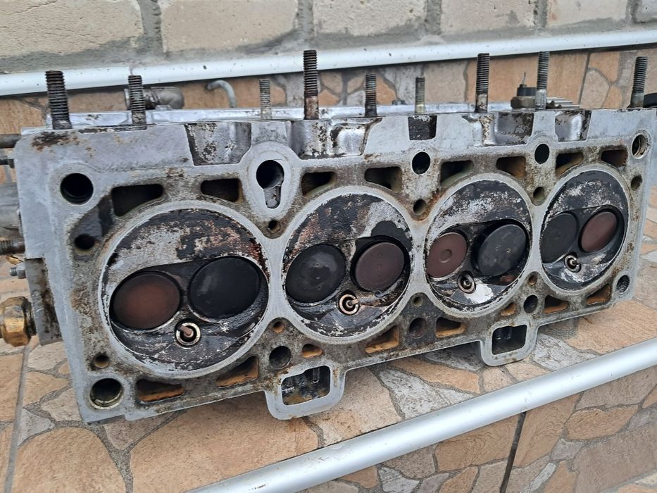 ГБЦ ВАЗ 2109 21099; 2110 2114 2115 1.5інжектор головка блока циліндрів