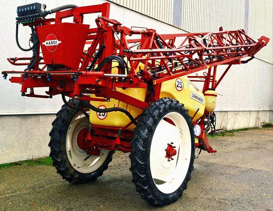 Opryskiwacz Hardi Commander Plus 21m 2800L