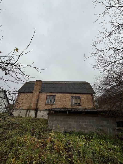 р Будинок з ділянкою 20 соток, можливість озера, укріплений фундамент