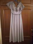 Aproveitar! Vestido lindos de ceremonia nunca usados  novos