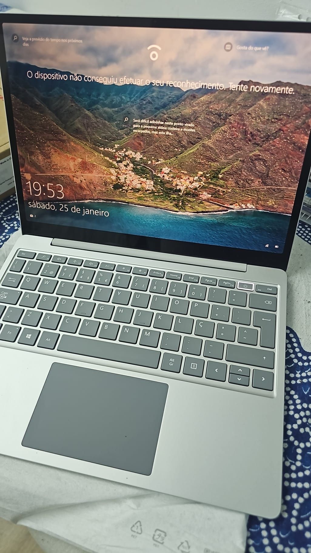 Surface Go Laptop 126G i5 | Microsoft