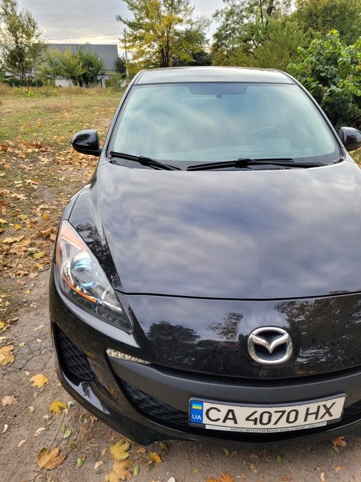 Mazda 3  2013 рік