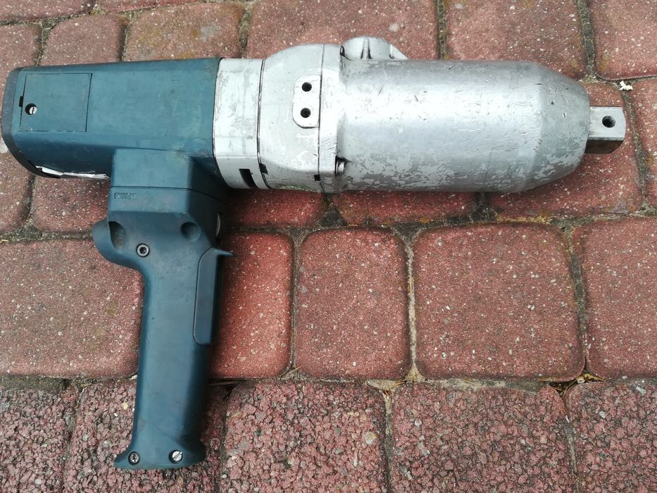 TuKlucz udarowy zakretarka  Bosch GDS 30